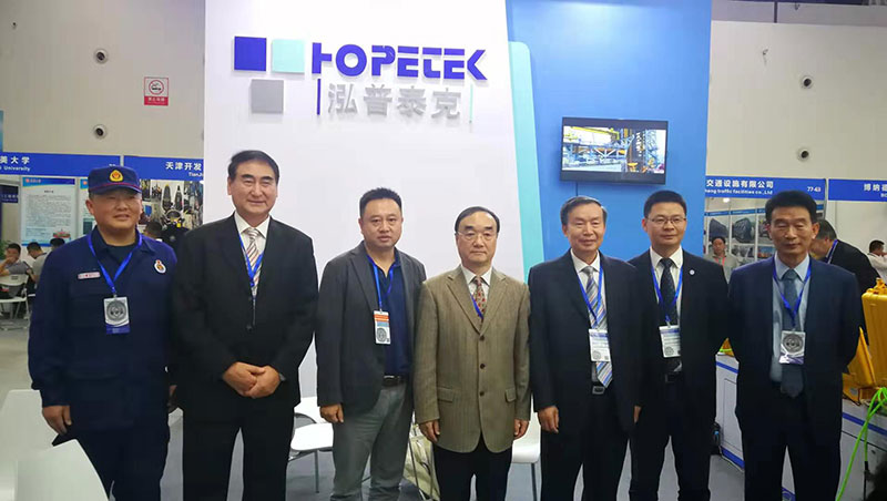 2019国际潜水救捞与海洋工程装备展览会举行(图2) 2019国际潜水救捞与海洋工程装备展览会举行(图2)